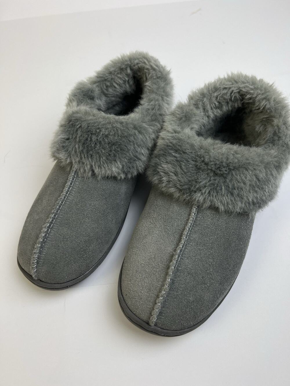 Clarks Slip On House Slippers Suede Leather Faux Fur Lining 6M Gray Comfort